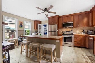 107 Lake Ave in Saratoga Springs, NY - Building Photo - Building Photo
