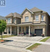 72 Hurst Dr in Ajax, ON - Building Photo