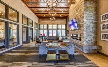 Icon at Hewitt in Hewitt, TX - Foto de edificio - Building Photo