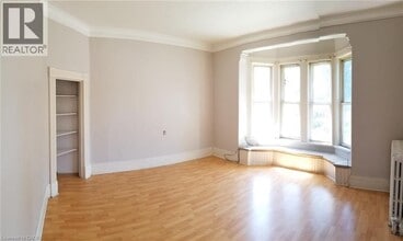 448 King St W in Chatham, ON - Building Photo - Building Photo