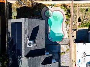 837 Sunrise Ct in Lancaster, CA - Building Photo - Building Photo