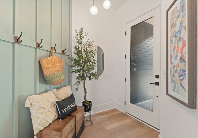 2010 St John St in Charlotte, NC - Building Photo - Building Photo