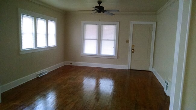 1939 Terrace St in Muskegon, MI - Building Photo - Building Photo