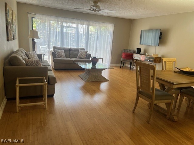 property at 800 Meadowland Dr