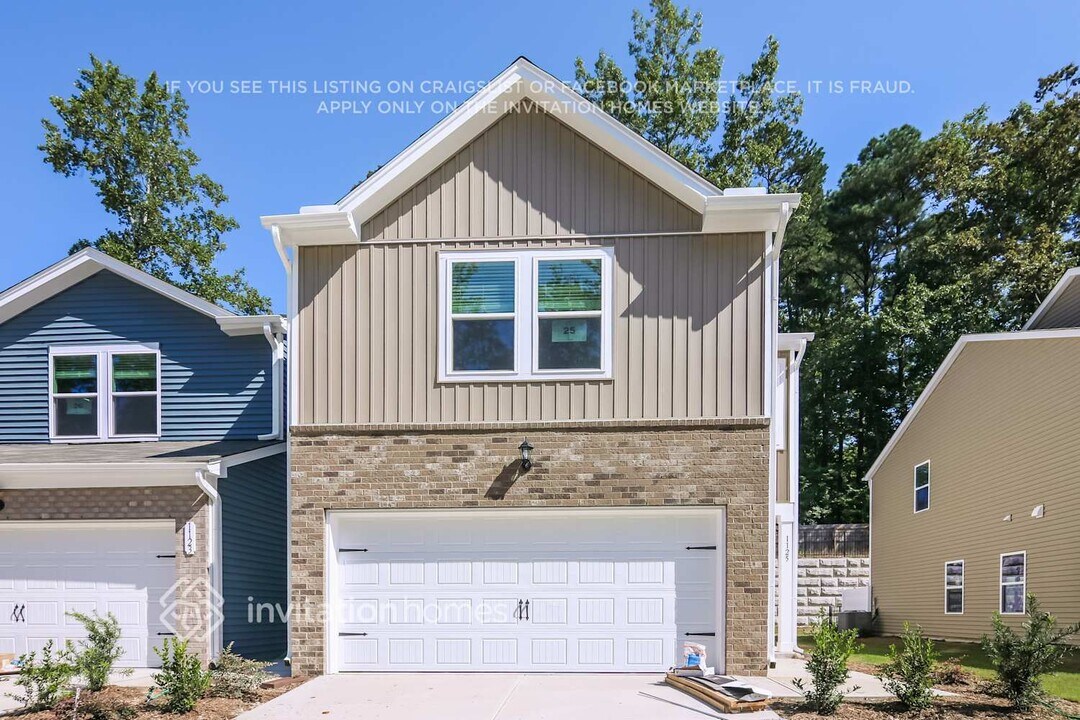 1125 Greenville Wy in Wendell, NC - Building Photo