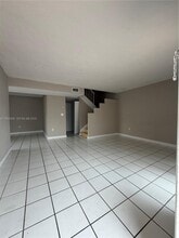 4515 SW 68th Court Cir, Unit 1 in Miami, FL - Building Photo - Building Photo