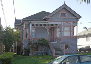 1053 59th St in Emeryville, CA - Building Photo - Building Photo