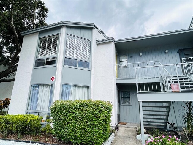 property at 4354 Aqua Vista Dr