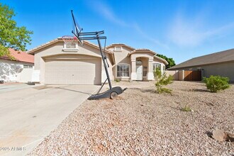 2132 E Willow Wick Rd in Gilbert, AZ - Building Photo - Building Photo