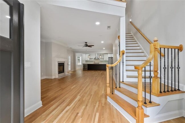 210 Aerie Ct in Sandy Springs, GA - Building Photo - Building Photo