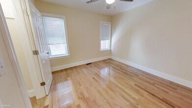 30 Cambridge Terrace-Unit -Apt 1 in Cambridge, MA - Building Photo - Building Photo