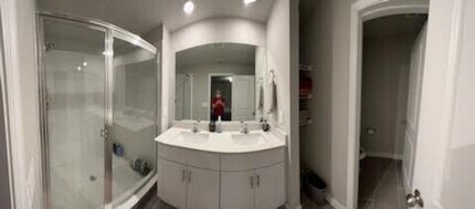 396 SE Sea Hunt Way in Stuart, FL - Building Photo - Building Photo