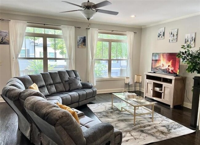 1398 Heights Park Dr in Atlanta, GA - Foto de edificio - Building Photo