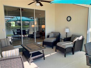 7050 Lone Oak Blvd in Naples, FL - Building Photo - Building Photo