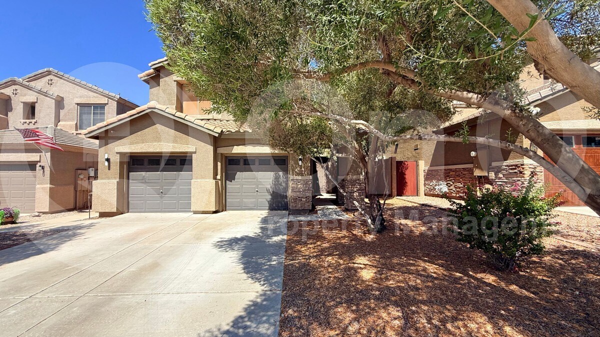 17008 S 27th Ln in Phoenix, AZ - Building Photo