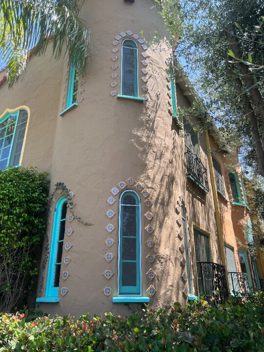 464 N Stanley Ave in Los Angeles, CA - Building Photo