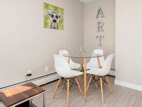 9377-9111 111 St NW, Unit SI ID1223001P in Edmonton, AB - Building Photo - Building Photo