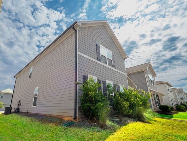 287 Golden Eagle Pkwy in Hoschton, GA - Building Photo - Building Photo