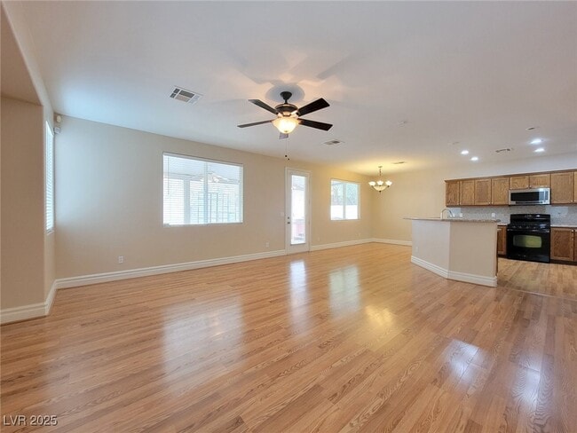 9699 Marcelline Ave in Las Vegas, NV - Building Photo - Building Photo