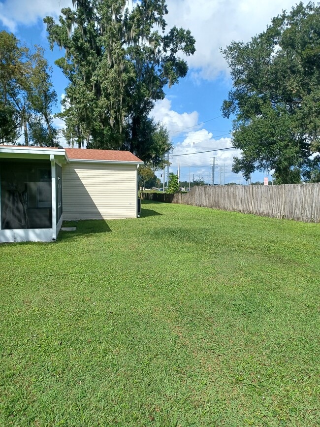 property at 5924 Vanco Dr
