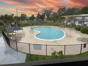 VIVO Living Wilmington in Wilmington, NC - Building Photo - Building Photo