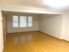 3304 N Paris Ave in Chicago, IL - Building Photo - Building Photo