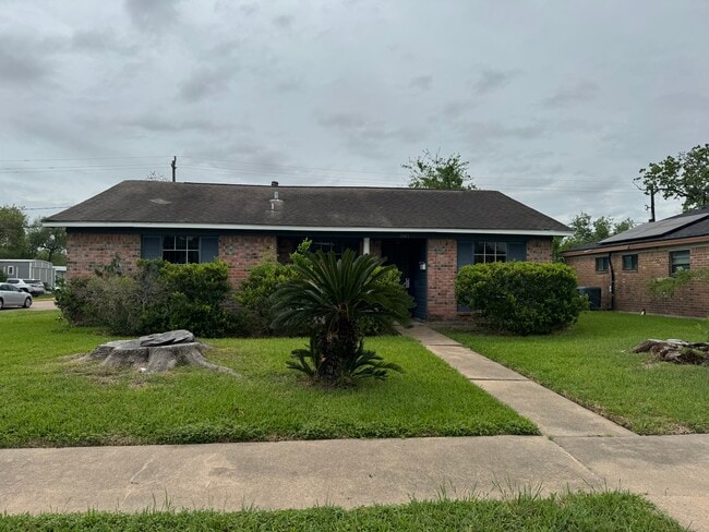 property at 3503 Prudence Dr