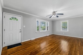 217 Fisher Ave in High Point, NC - Building Photo - Building Photo