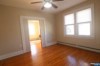 549 2nd in Lyndhurst, NJ - Building Photo - Building Photo