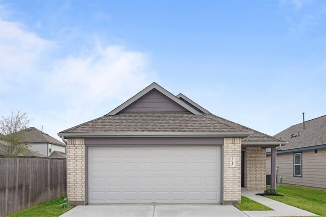 property at 3816 Avalon Ln