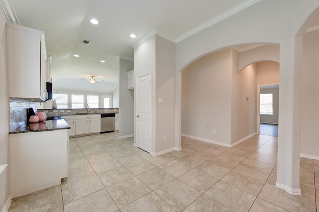 5993835855 A in Rosharon, TX - Building Photo - Building Photo