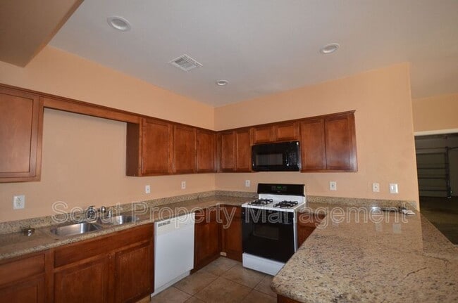 13828 Luis Dr in Desert Hot Springs, CA - Building Photo - Building Photo