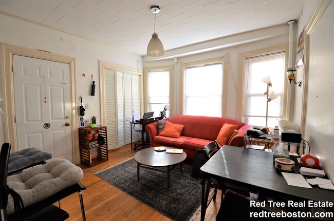 property at 100 St Mary's St