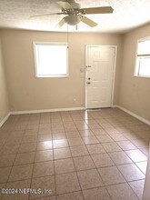 6925 Goldilocks Ln in Jacksonville, FL - Building Photo - Building Photo