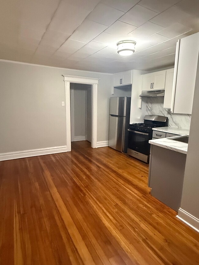 421 N 7th St, Unit 3 in Newark, NJ - Building Photo - Building Photo