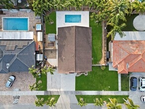704 SE 14th Pl in Homestead, FL - Building Photo - Building Photo