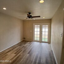 1216 W Purdue Ave in Phoenix, AZ - Building Photo