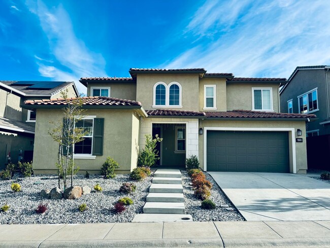 property at 4620 Flagstaff Dr