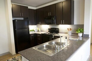 12777 Merit Dr, Unit B1 in Dallas, TX - Building Photo