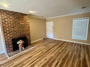 107 Arcadia Ln in Oak Ridge, TN - Building Photo - Building Photo
