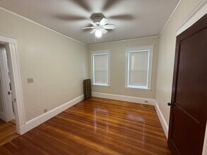76 Powder House Blvd, Unit 1 in Somerville, MA - Building Photo - Building Photo