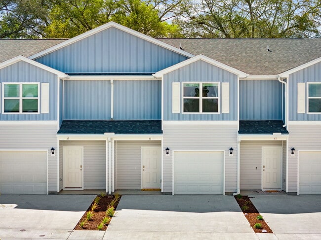 property at 41 S Main Deck Dr