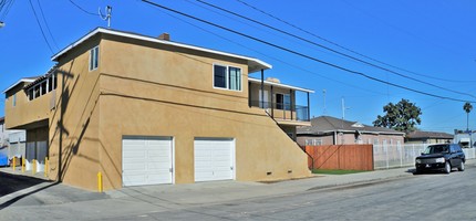 1307 W 112th St in Los Angeles, CA - Building Photo - Building Photo