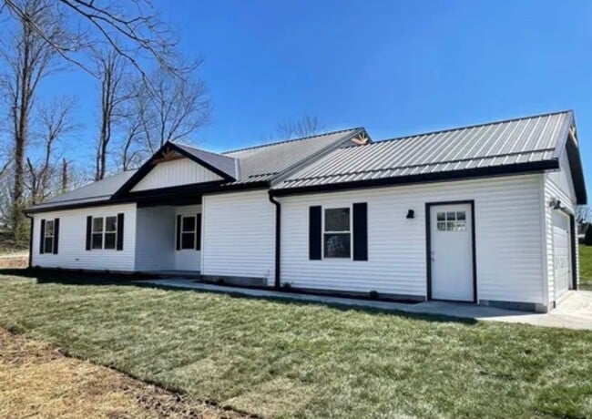 property at 788 N Oolitic Dr