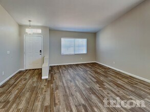 600 Rio Del Sol Dr in North Las Vegas, NV - Building Photo - Building Photo