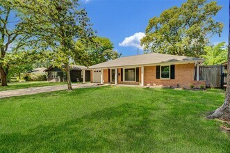 2006 Gardenia Dr in Houston, TX - Building Photo - Building Photo