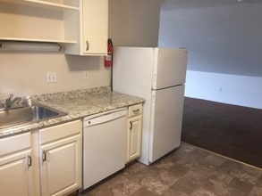 31 Boltwood Walk, Unit 1 in Amherst, MA - Building Photo - Building Photo