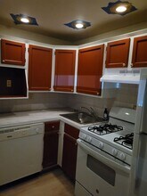 7113 Castor Ave in Philadelphia, PA - Building Photo - Building Photo