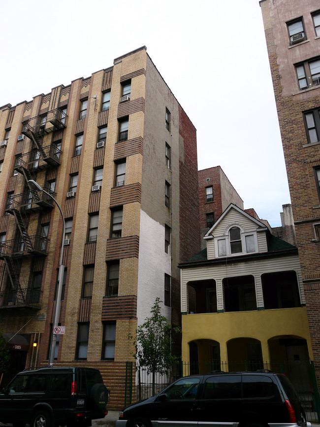 3415 Knox Pl in Bronx, NY - Building Photo - Building Photo