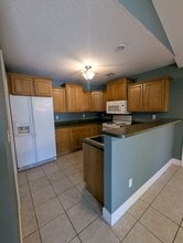 327 S Roane St in Webb City, MO - Building Photo - Building Photo